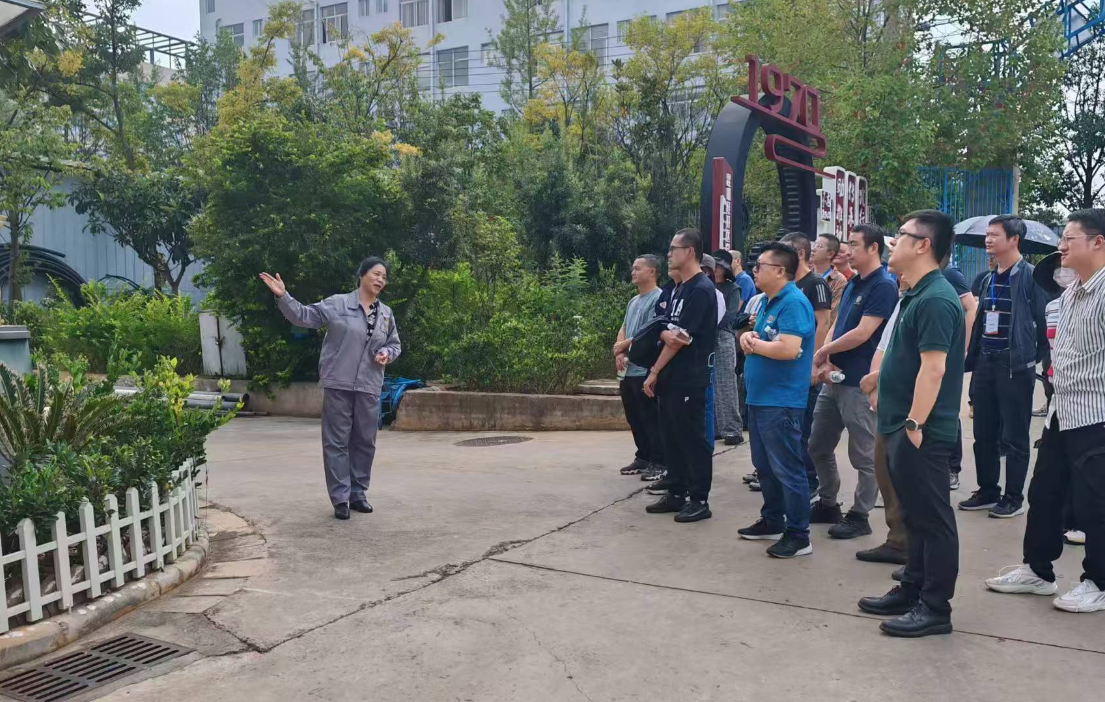 1727677375022085703.png image.png